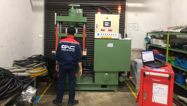 Sửa chữa và nâng cấp hệ thống điều khiển máy